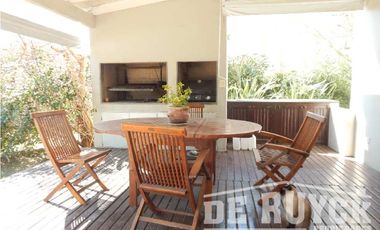 Casa en venta en Club de Campo Abril