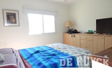 Casa en venta en Club de Campo Abril