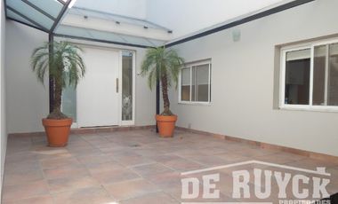 Casa en venta en Club de Campo Abril