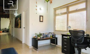 casa en venta en villa hermosa. Cod V10751