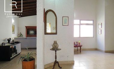 casa en venta en villa hermosa. Cod V10751