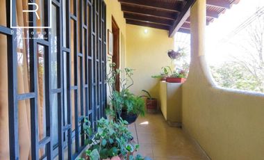 casa en venta en villa hermosa. Cod V10751