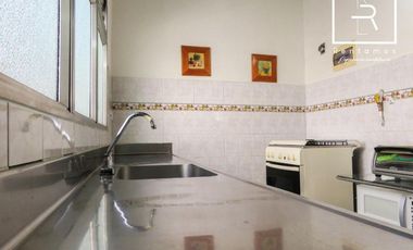 casa en venta en villa hermosa. Cod V10751
