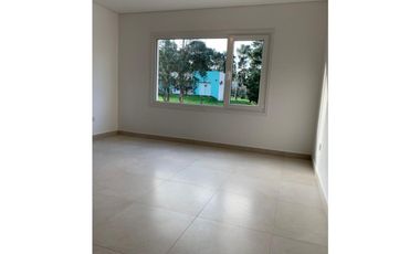 CHALET  SIERRA DE LOS PADRES MAR DEL PLATA
