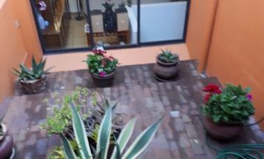 A T E N C I O N  EN VENTA PRECIOSA CASA EN LA HERRADURA CON VISTAS HERMOSAS Y MUCHO SOL