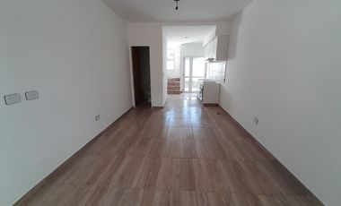 Duplex en venta en Castelar Sur