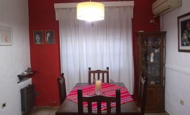 PH CONTRAFRENTE EN 1°P DE 4 AMB
