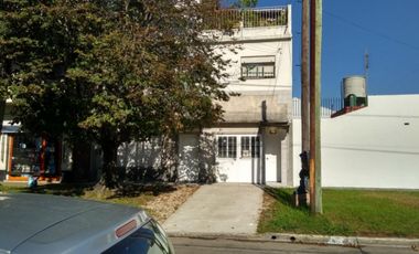 PH CONTRAFRENTE EN 1°P DE 4 AMB