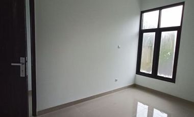 Dijual rumah murah cantik rasa villa murah 2LT di Pusat kota Cimahi CIpageran Bandung