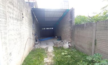 Blas Parera 2900 - Casa con 2 dormitorios y parque - Quilmes Oeste