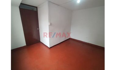 Se Alquila Lindo Departamento De 2 Habitaciones De 80 M2 En Sta Luzmila - Comas