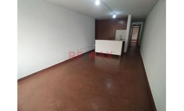 Se Alquila Lindo Departamento De 2 Habitaciones De 80 M2 En Sta Luzmila - Comas