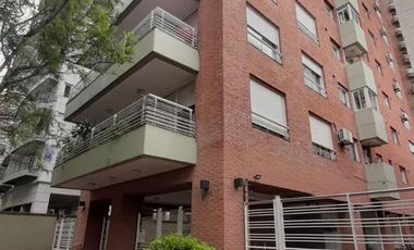 Olivos,  3 ambientes con cochera  83 mts- Isla de Olivos