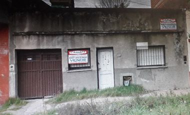 Casa en venta en Wilde, Avellaneda