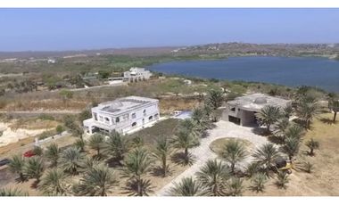 MANSION ACERA SUR DE AUTOPISTA AL MAR, BARRNAQUILLA-CARTAGENA