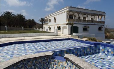 MANSION ACERA SUR DE AUTOPISTA AL MAR, BARRNAQUILLA-CARTAGENA