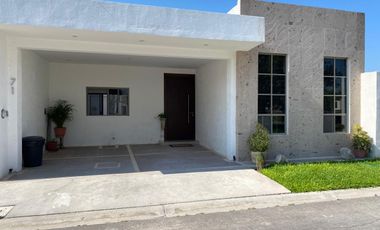 CASA EN VENTA  EN  VILLAS DEL RENACIMIENTO, TORREON COAH.