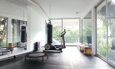 casa en arriendo en menga. Cod A117600
