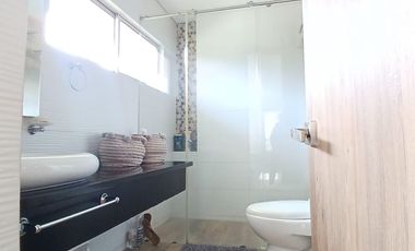 casa en arriendo en menga. Cod A117600