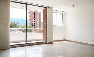 PR5784 Apartamento en renta sector Loma del Esmeraldal