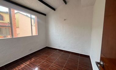 casa condominio en arriendo en la calera. Cod A124820