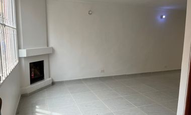 casa condominio en arriendo en la calera. Cod A124820