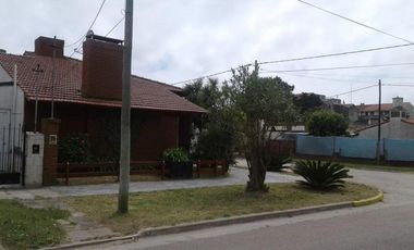 Casa -PERMUTA EN ZONA DE EZEIZA MENOR VALOR-- Las Toninas