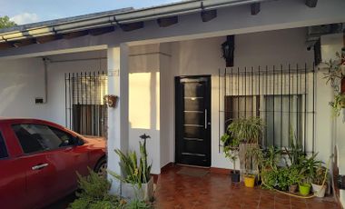 Casa en Venta 4 Ambientes en Ituzaingó Norte