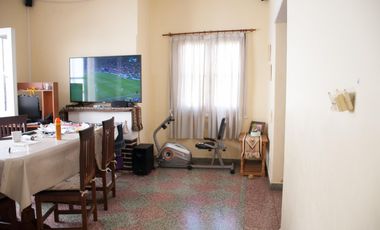 Casa en Venta en Necochea, con terreno lindero Necochea, Buenos Aires