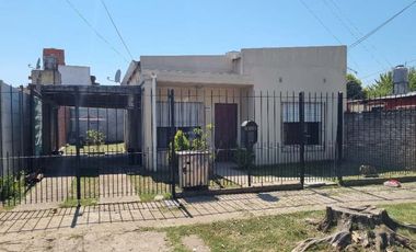 Casa en venta en Quilmes Oeste