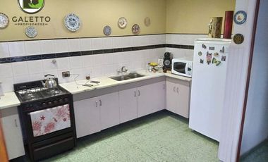 VENTA CASA Y DEPARTAMENTO.