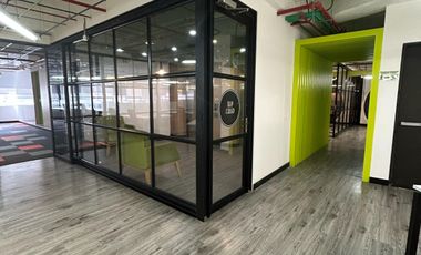 oficina en arriendo en chico norte. Cod A310