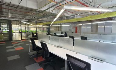 oficina en arriendo en chico norte. Cod A310