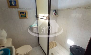 CASA EN VENTA BARRIO LA CASTELLANA | 961