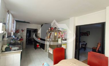 CASA EN VENTA BARRIO LA CASTELLANA | 961