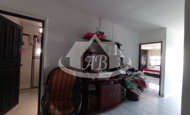 CASA EN VENTA BARRIO LA CASTELLANA | 961