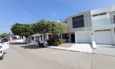 CASA EN VENTA BARRIO LA CASTELLANA | 961