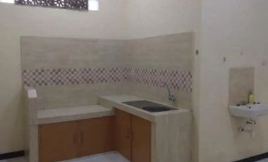 Rumah Kutisari STRATEGIS hadap timur