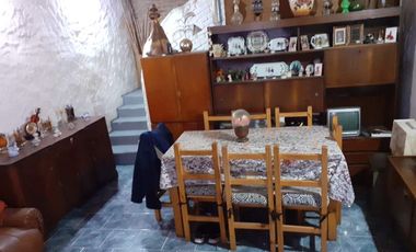 Casa PH en venta en Lomas de Zamora Oeste