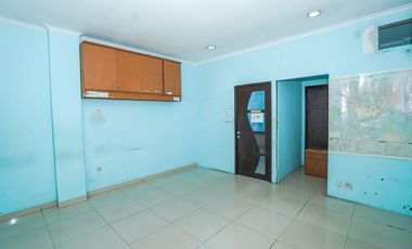 Ruko SHM 10 Menit ke ITC Depok Siap Huni Dibantu KPR J-44568