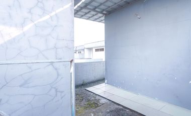 Ruko SHM 10 Menit ke ITC Depok Siap Huni Dibantu KPR J-44568