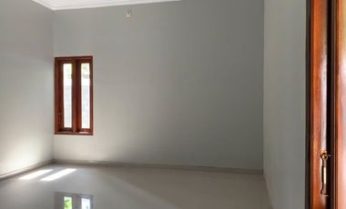MURAH BANGET, JOGLO KLASIK KAYU JATI DI UTARA PRAMBANAN. TANAH LUAS