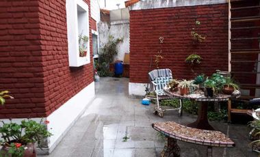 Chalet en venta en Bernal Centro