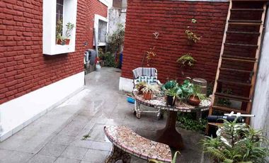 Chalet en venta en Bernal Centro