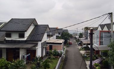 Rumah 2 lantai di Cluster Cihanjuang | IWANS