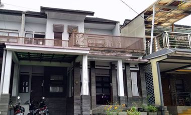 Rumah 2 lantai di Cluster Cihanjuang | IWANS