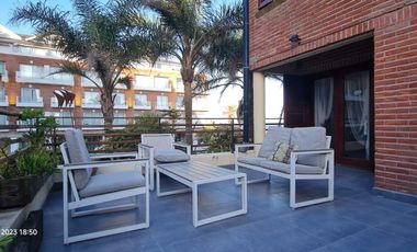 En Pinamar | Dúplex pleno centro frente al mar!