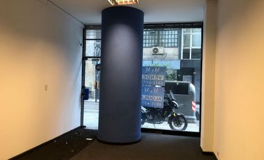 EXCELENTE LOCAL EN ALQUILER EN MICROCENTRO, EN 2 PLANTAS, DOBLE ALTURA. IMPECABLE.