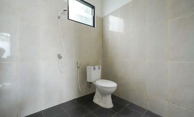 Rumah 2 Lt Luas 15 Menit ke Gerbang Tol Serpong Dibantu KPR J-50324
