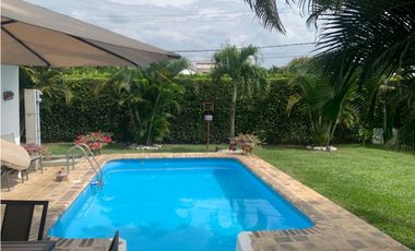 De oportunidad!! Hermosa Casa Campestre con piscina en Venta